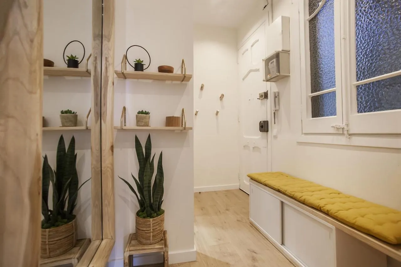 63Mal1030 - Beautiful Apartment Near The Sagrada Barcelona 0*,  Spain